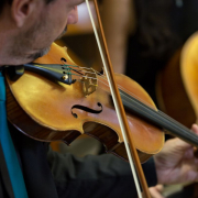 Música violín y violonchelo para ceremonia civil